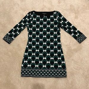 EUC WHBM Emerald and Black Patterned Tunic Top